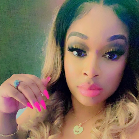 Meet your Posher, Brittany - Picture 1 of 1